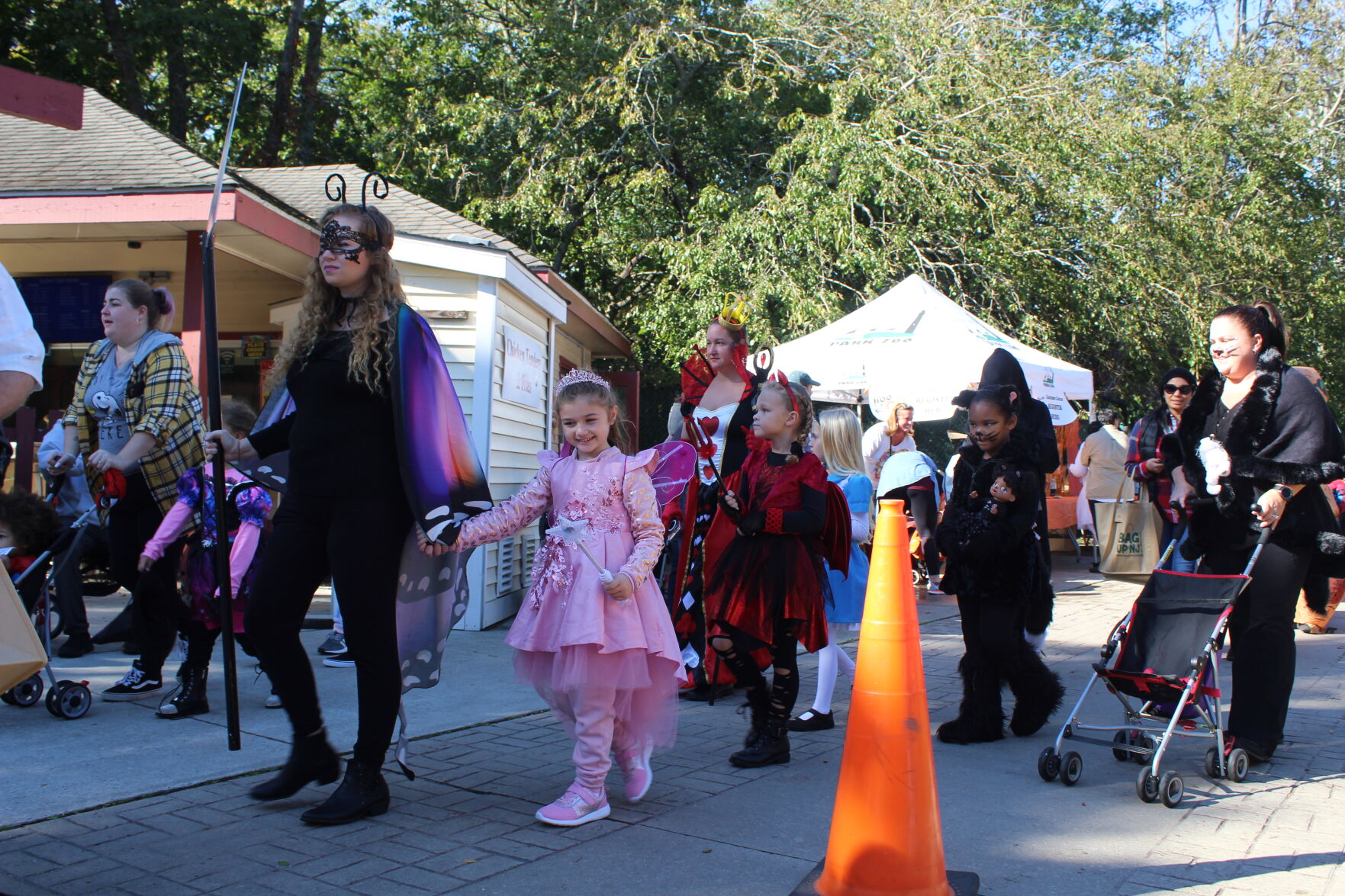 Boo at the Zoo_6565.JPG